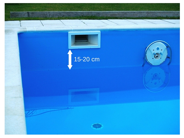 Pool überwintern: Wasserspiegel absenken