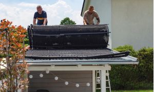 Poolheizung auf Gartenhausdach