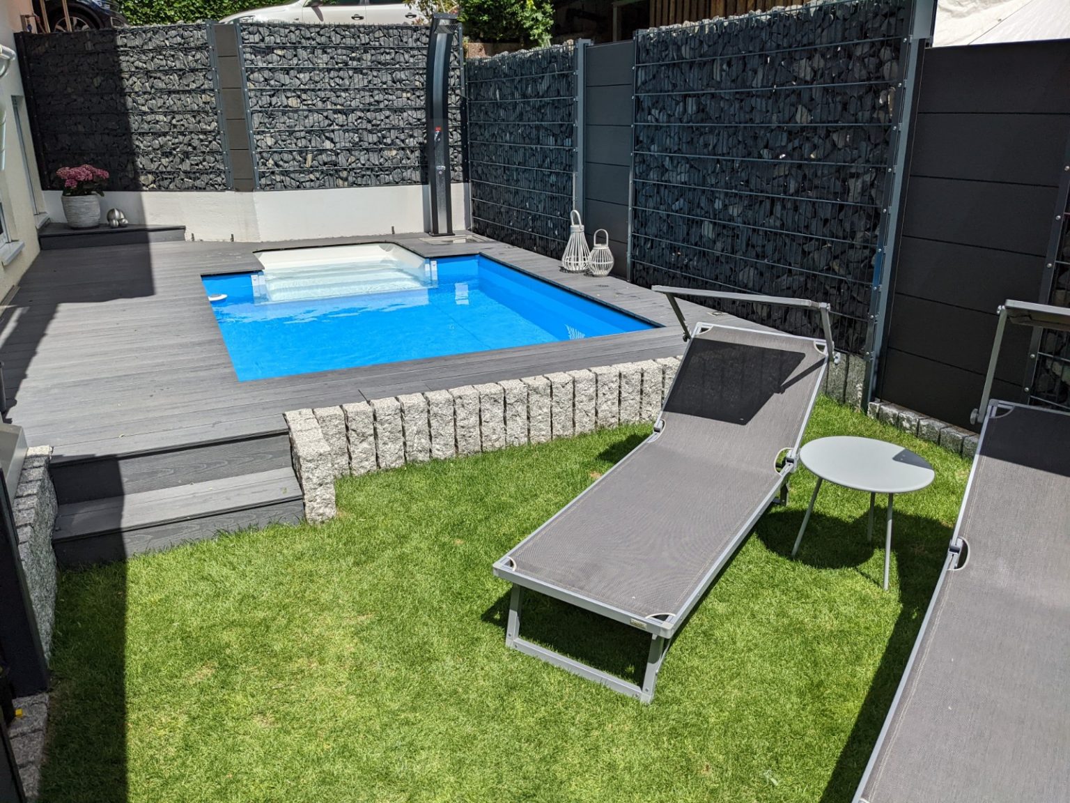Kleinen Pool selber bauen Platz ist in der kleinsten Ecke Pool